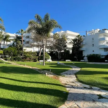 Real 360 Apartment